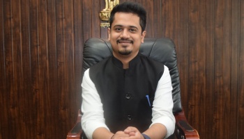 Shri Abhishek Jain, IAS